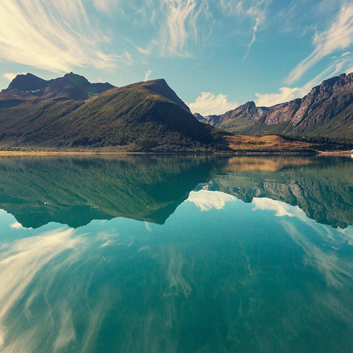 Serene Lake & Mountain Reflection Wallpaper Mural | Nature-Inspired Panoramic Décor