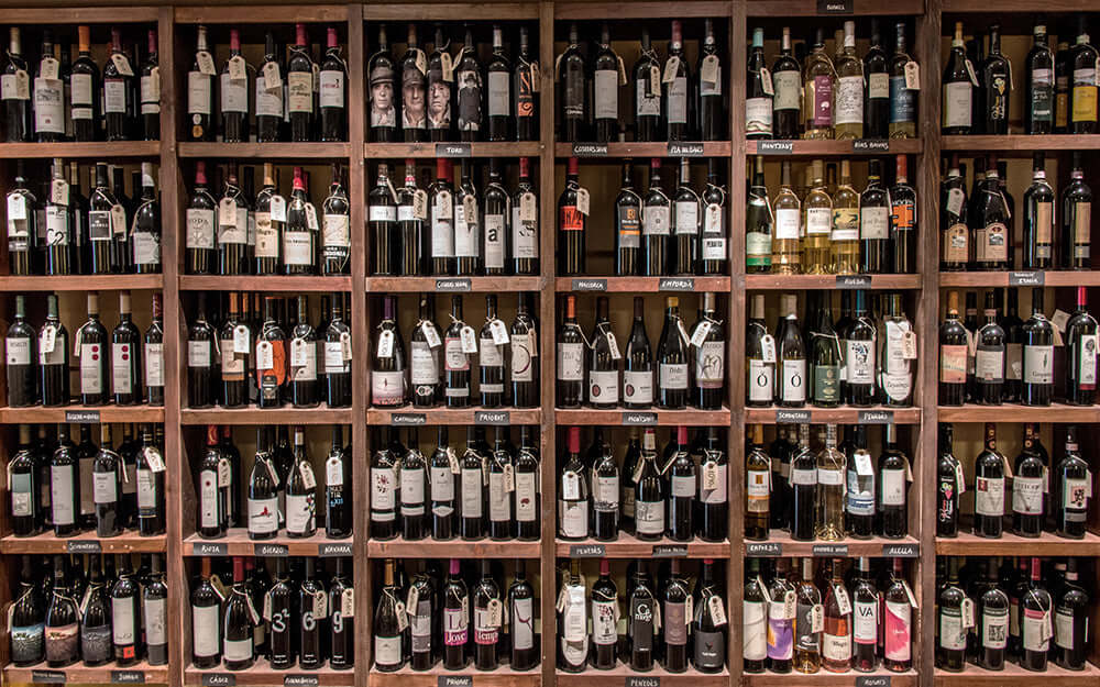 Wine Cellar Red Wine Wallpaper Mural | Restaurant Bar Retro Atmosphere Decorative Wall